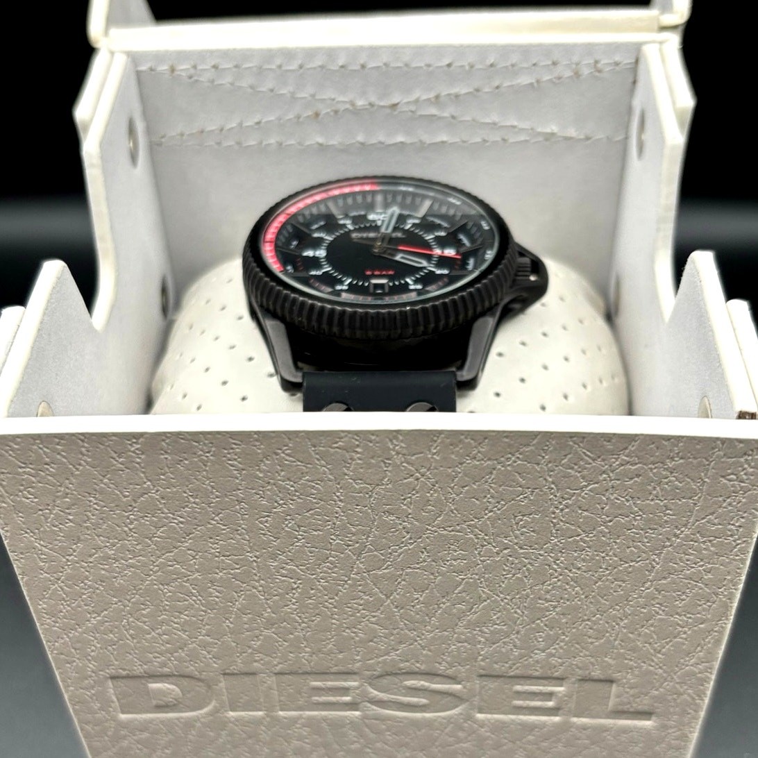 Diesel DZ1760 Rollcage Men’s Quartz Watch Black Dial Silicone Strap 46mm NIBWT