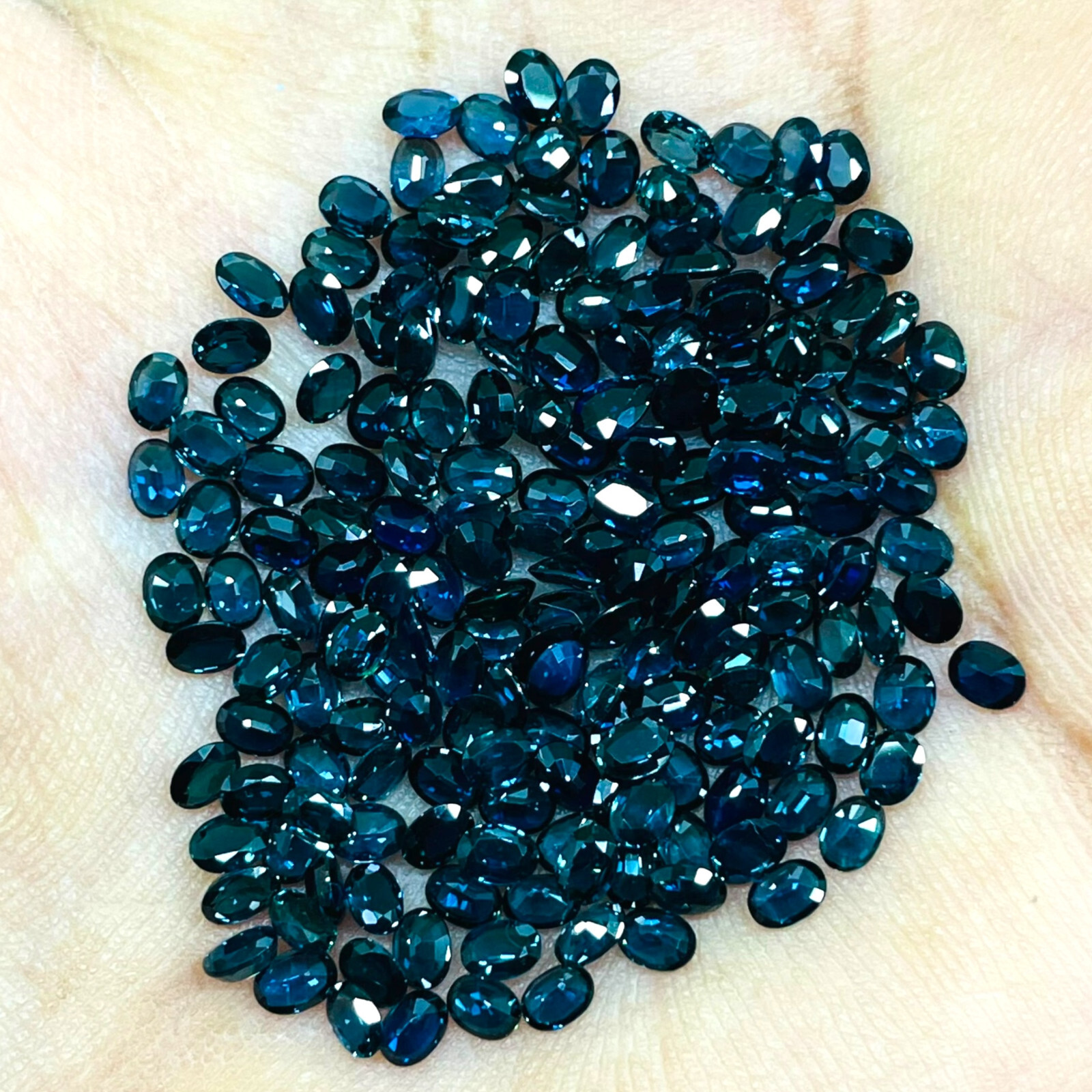 VVS 9 Pcs Natural Ceylon Blue Sapphire 3.5×2.5mm Oval Cut Loose Gemstones Lot
