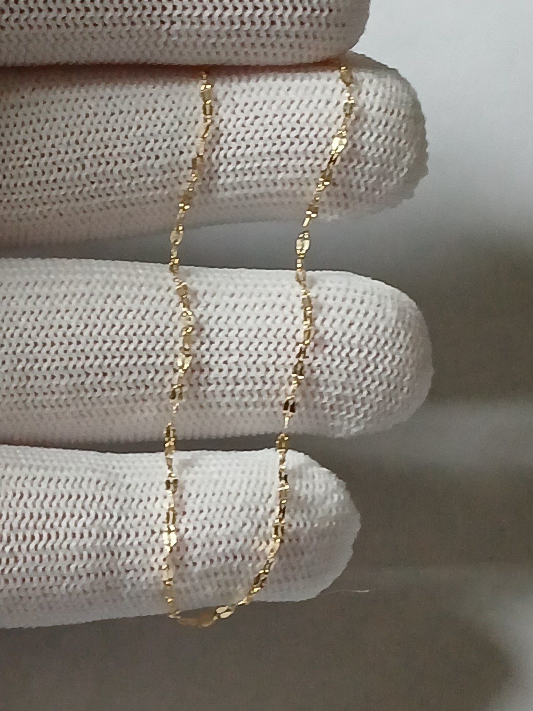 18k Italian Solid Yellow Gold 7″ Mirror Link Chain Bracelet, 1.3mm