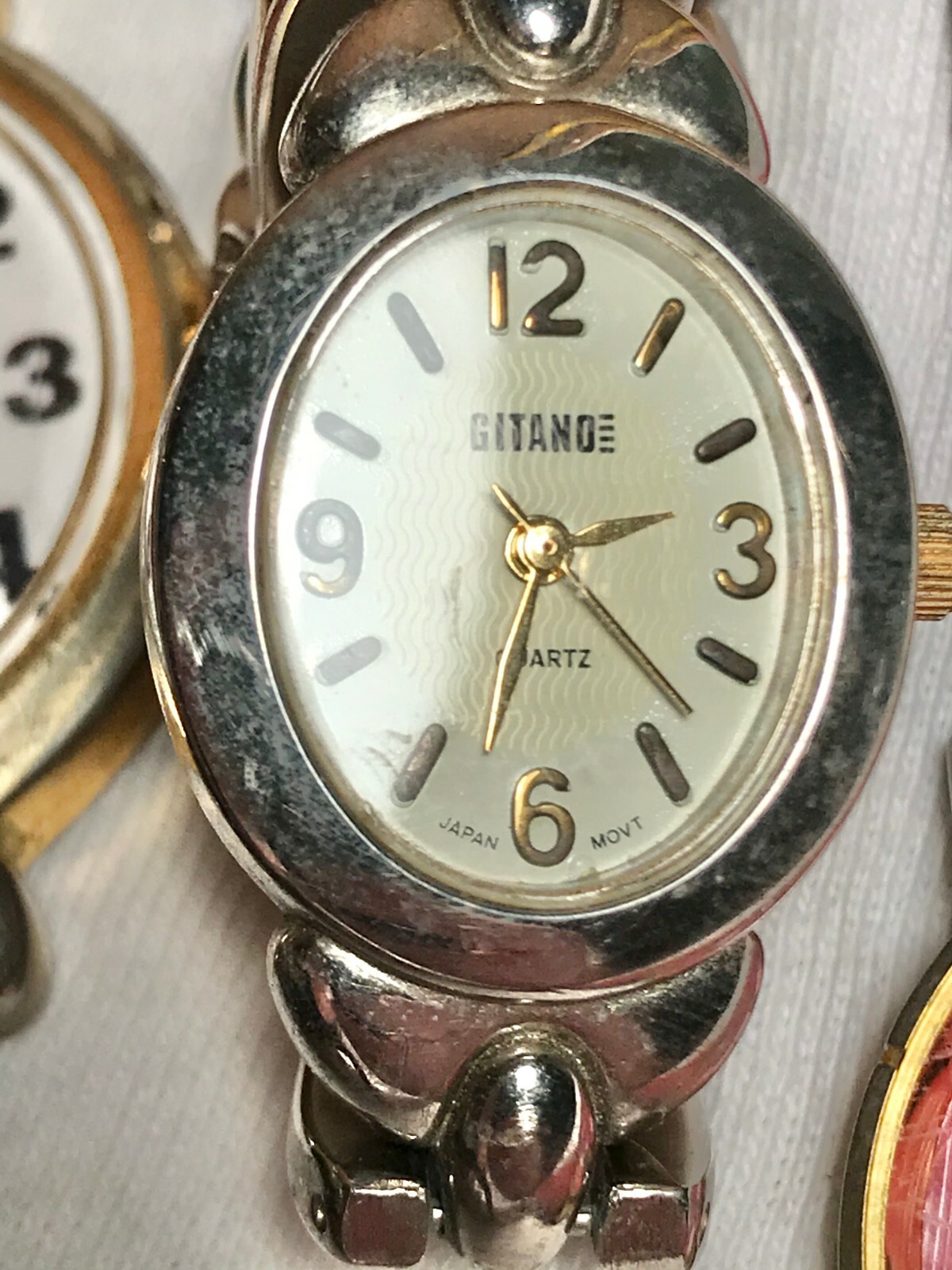 9 Vintage Wrist watches male and female different brands