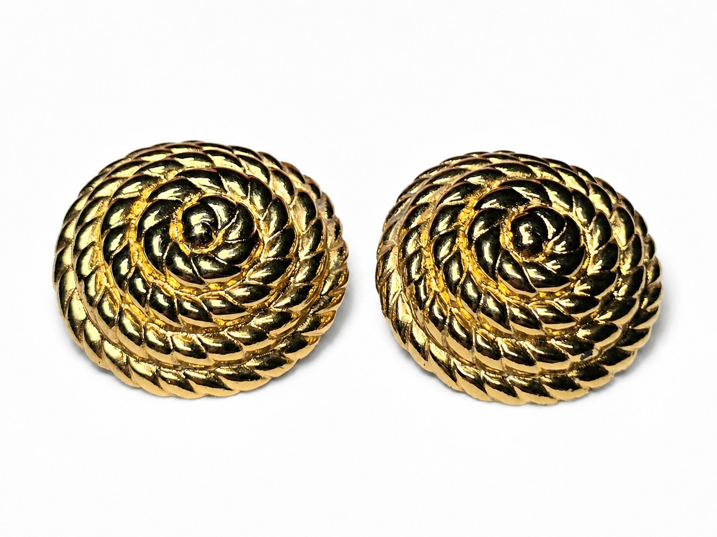 Anne Klein Vintage Gold Tone Round Swirl Post Earrings NOS Card 18K GF 1 Inch