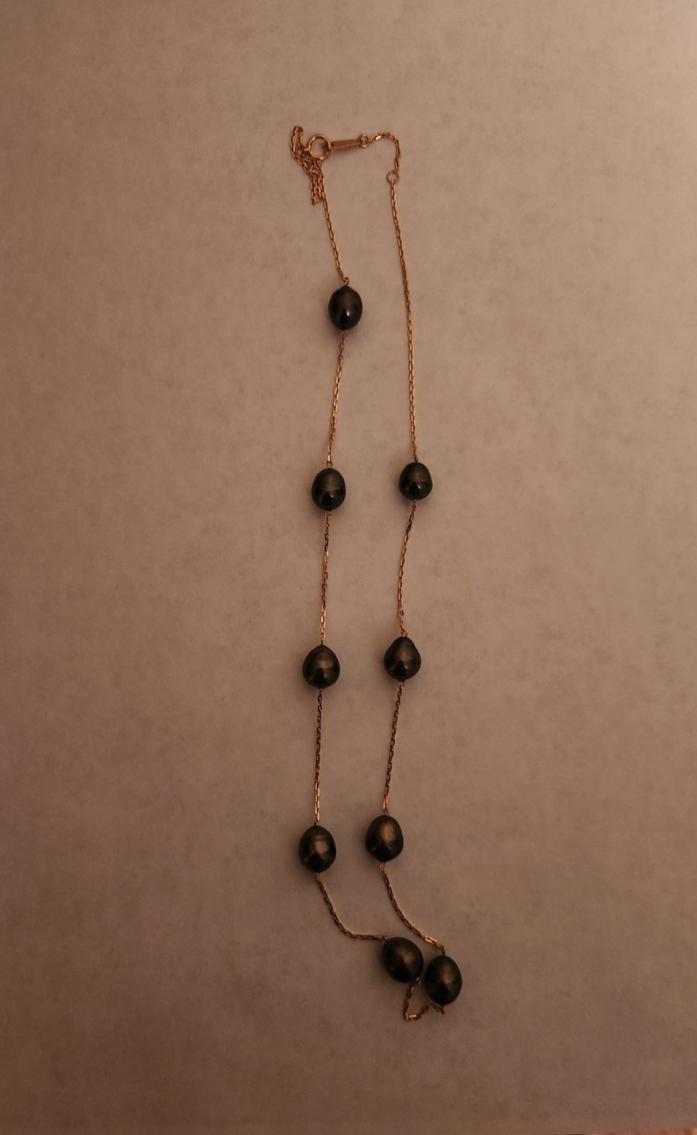 Vintage Koyo Pearl Japan 18K Yellow Gold Tin Cup Black Pearl Necklace 21″ 12g