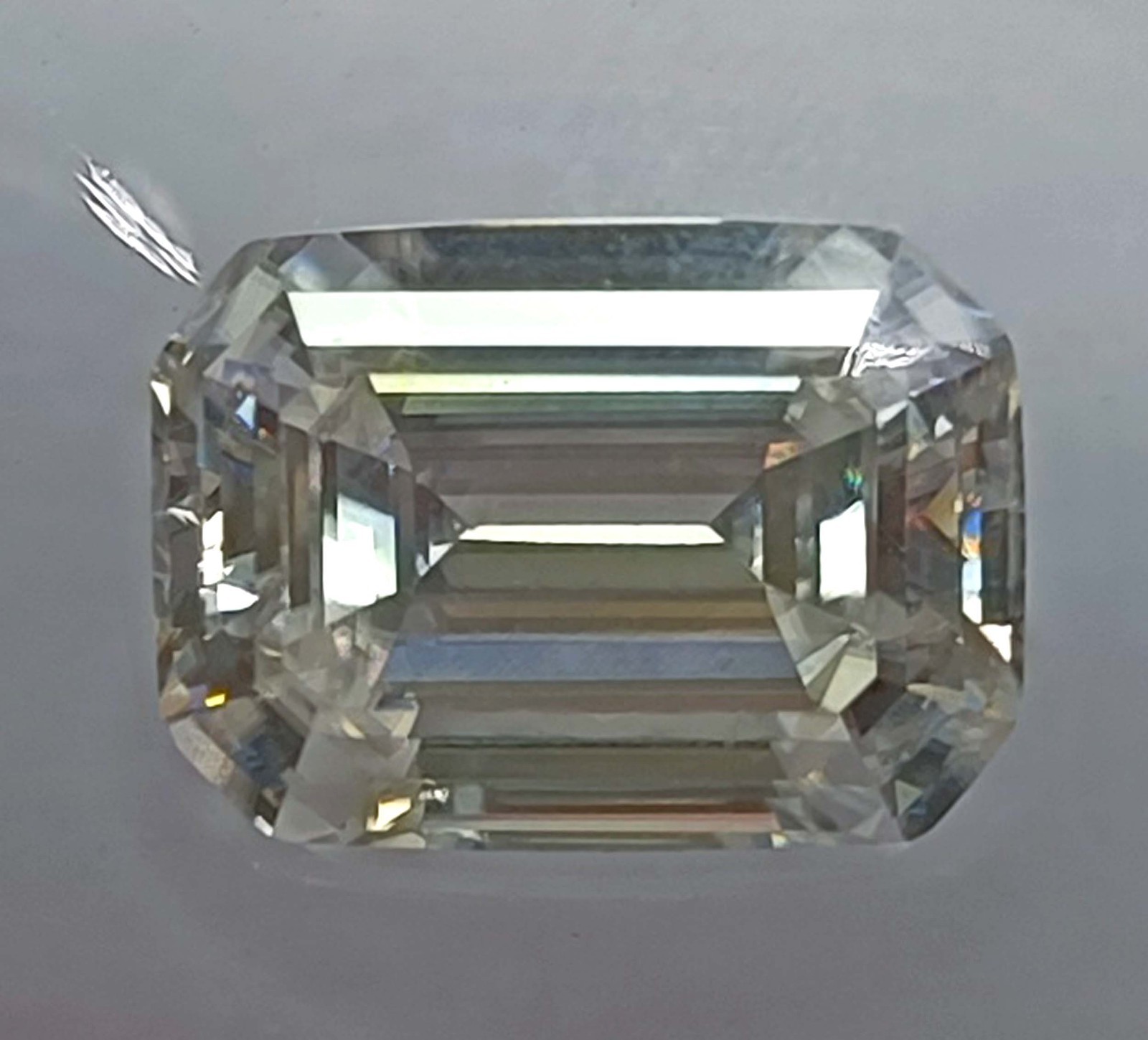 VSSI White Diamond ‘D’ Color 2.4 Ct VVS1 Loose Emerald Cut IGL Loose Gems 5AJU