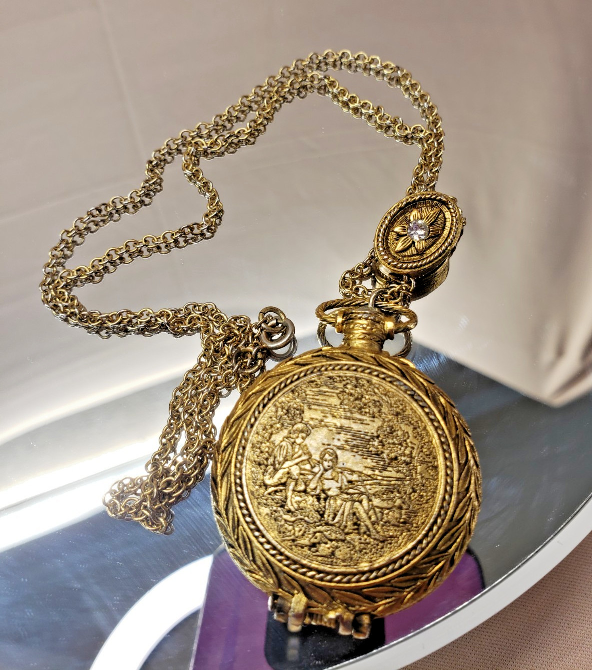 Max Factor Precious Time Gold Tone Solid Perfume Locket Pendant Necklace