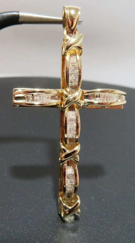 14K YG DIAMOND CLUSTER CROSS PENDANT 0.35 tcw 22.77 MM X 43.50 MM 5.47g(AI-2251)