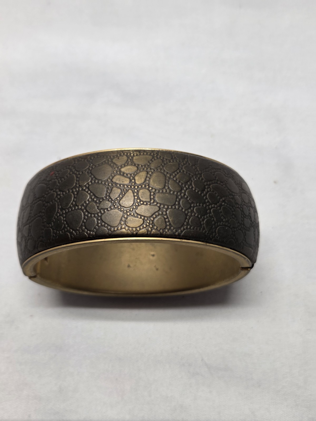 Vintage Brass Metal Bangle Bracelet Push Lock Safety Chain Round