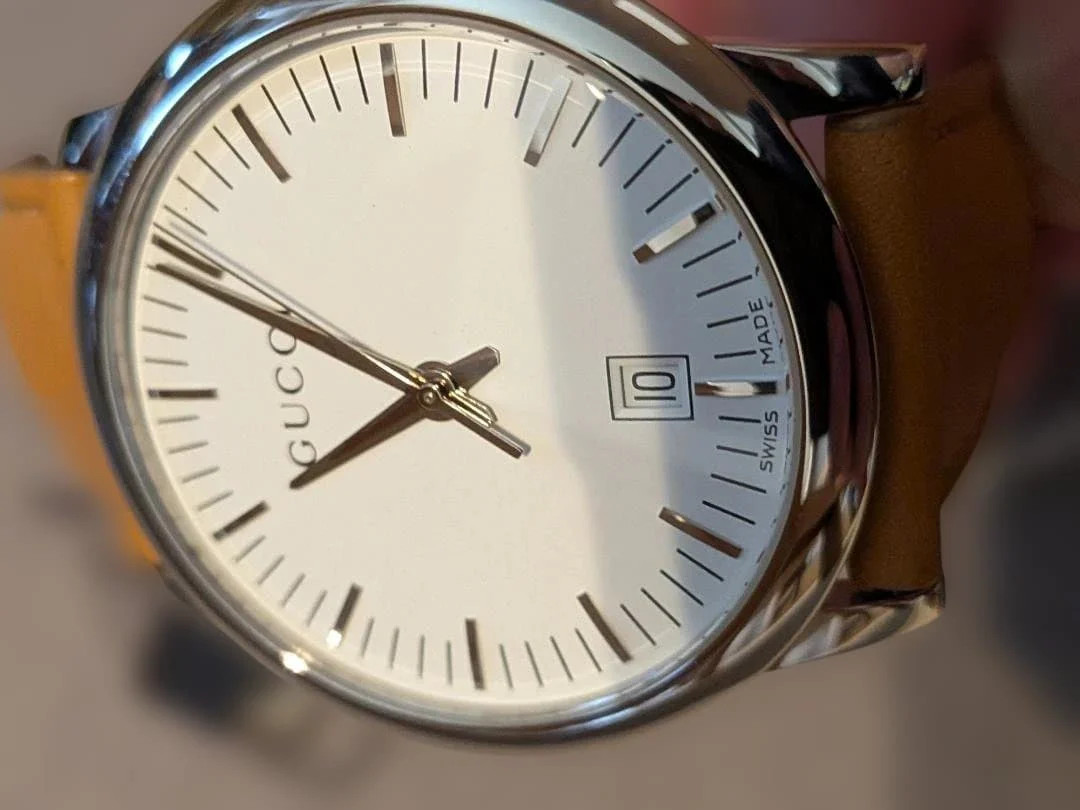 GUCCI 5600M Quartz Stainless Steel White Dial Brown Leather Watch