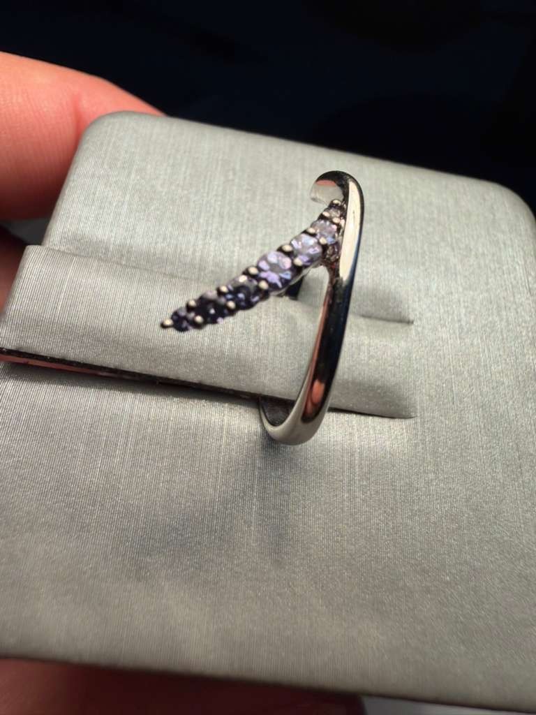 Natural Alexandrite Ring in Platinum- Color Change Gemstone SIZE 6.5