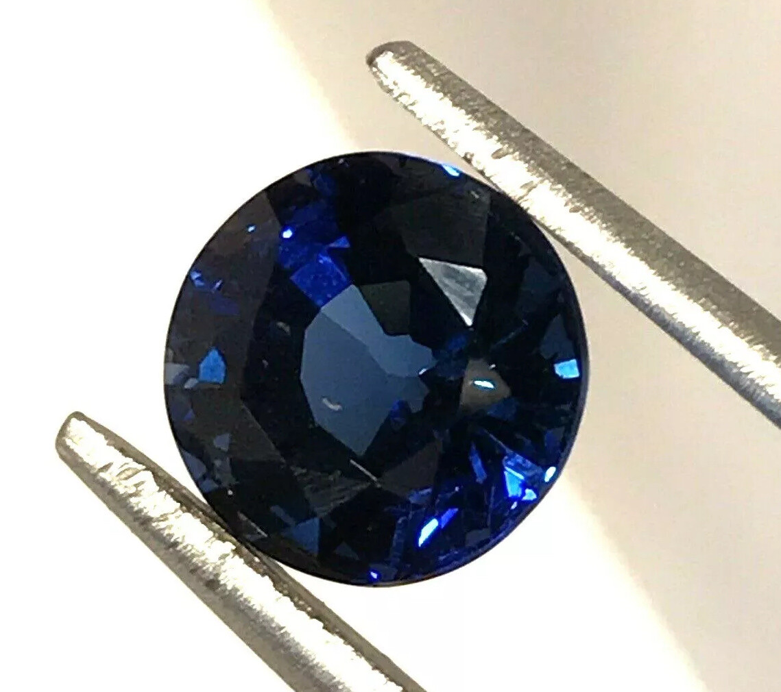 4.05 Ct Natural Blue Sapphire,excellent Round Cut , SI2 Clarity 9 mohs