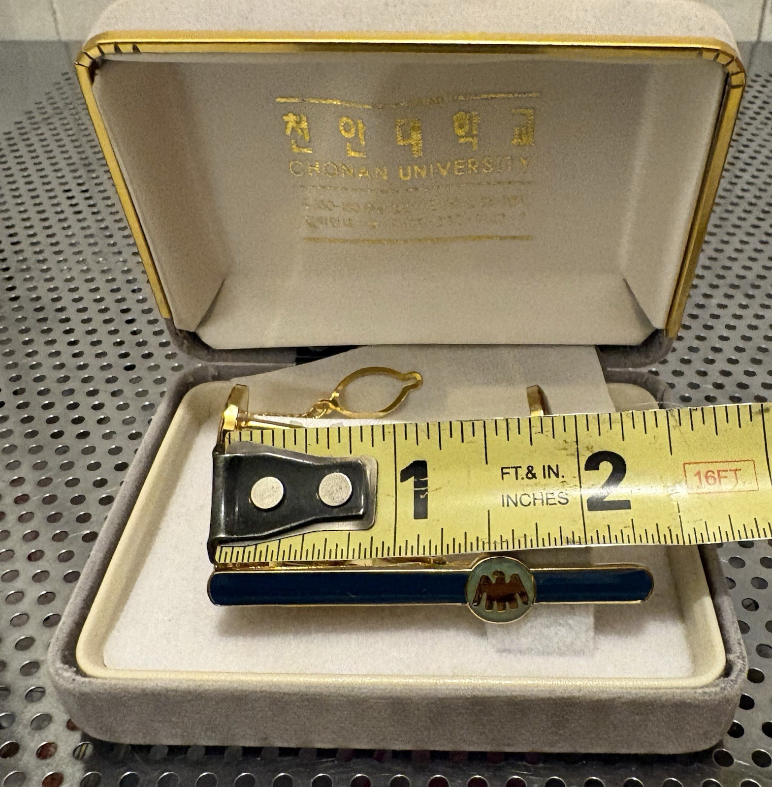 Chonan Baekseok University Republic of South Korea Cuff Link & Tie Clip Set