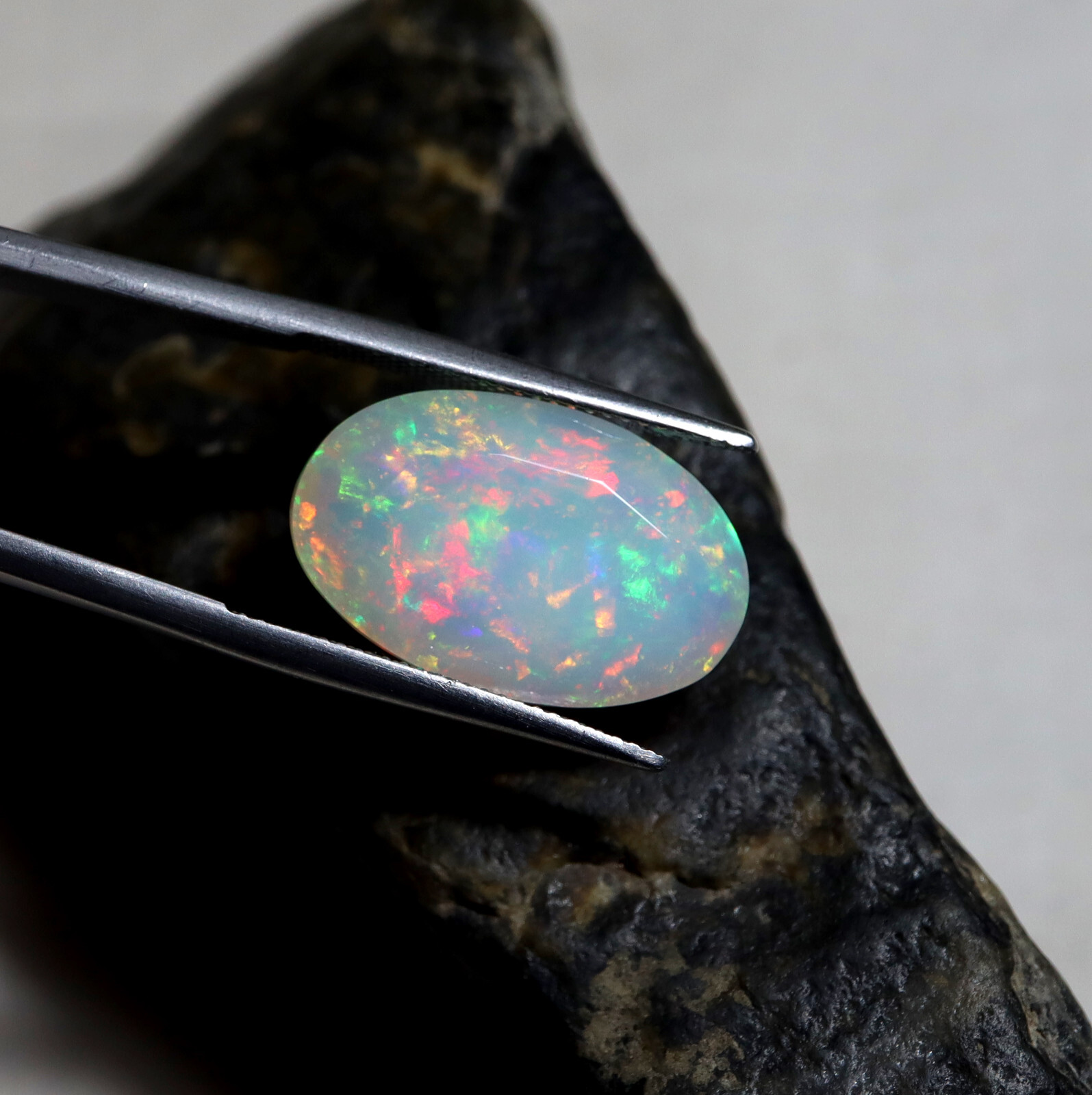 11.3 Cts 21×13.4×10.8 MM Natural Top Grade Multi Fire Ethiopian Opal Oval Cut