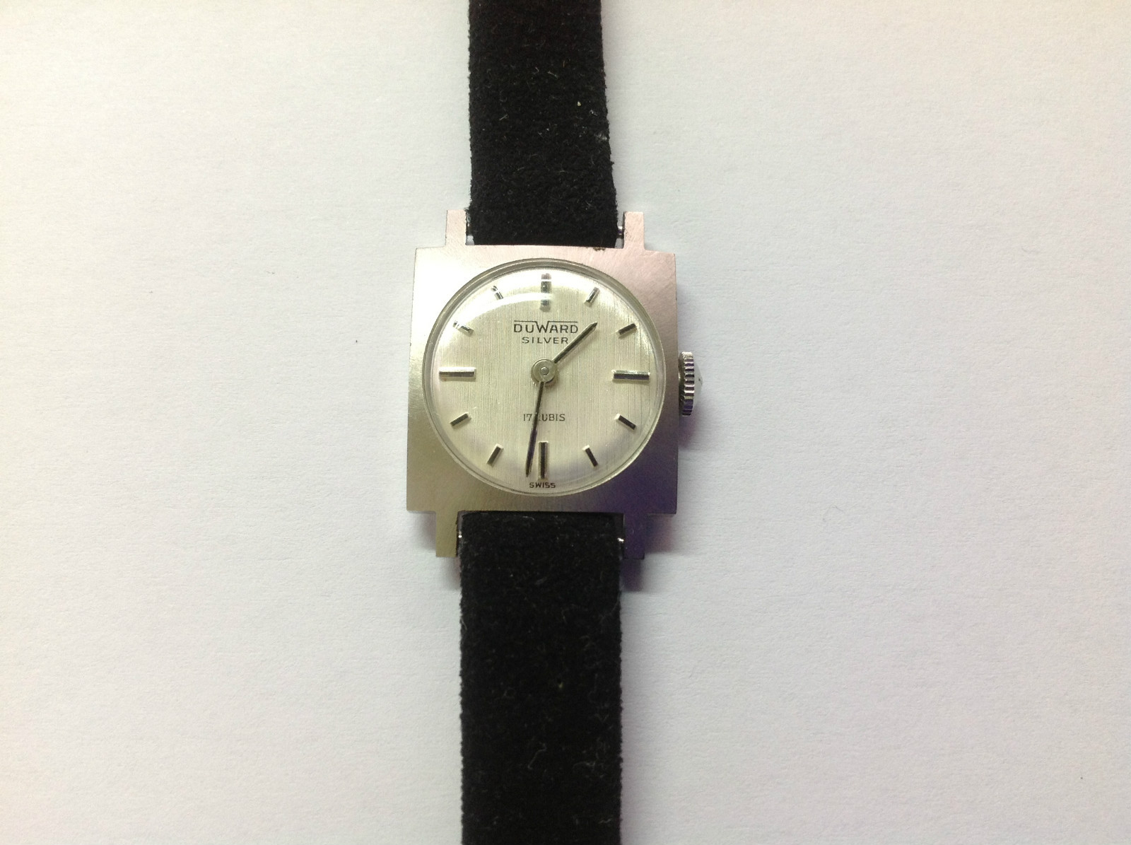 New – Vintage DUWARD Silver Watch – Silver Case – New From Exposition