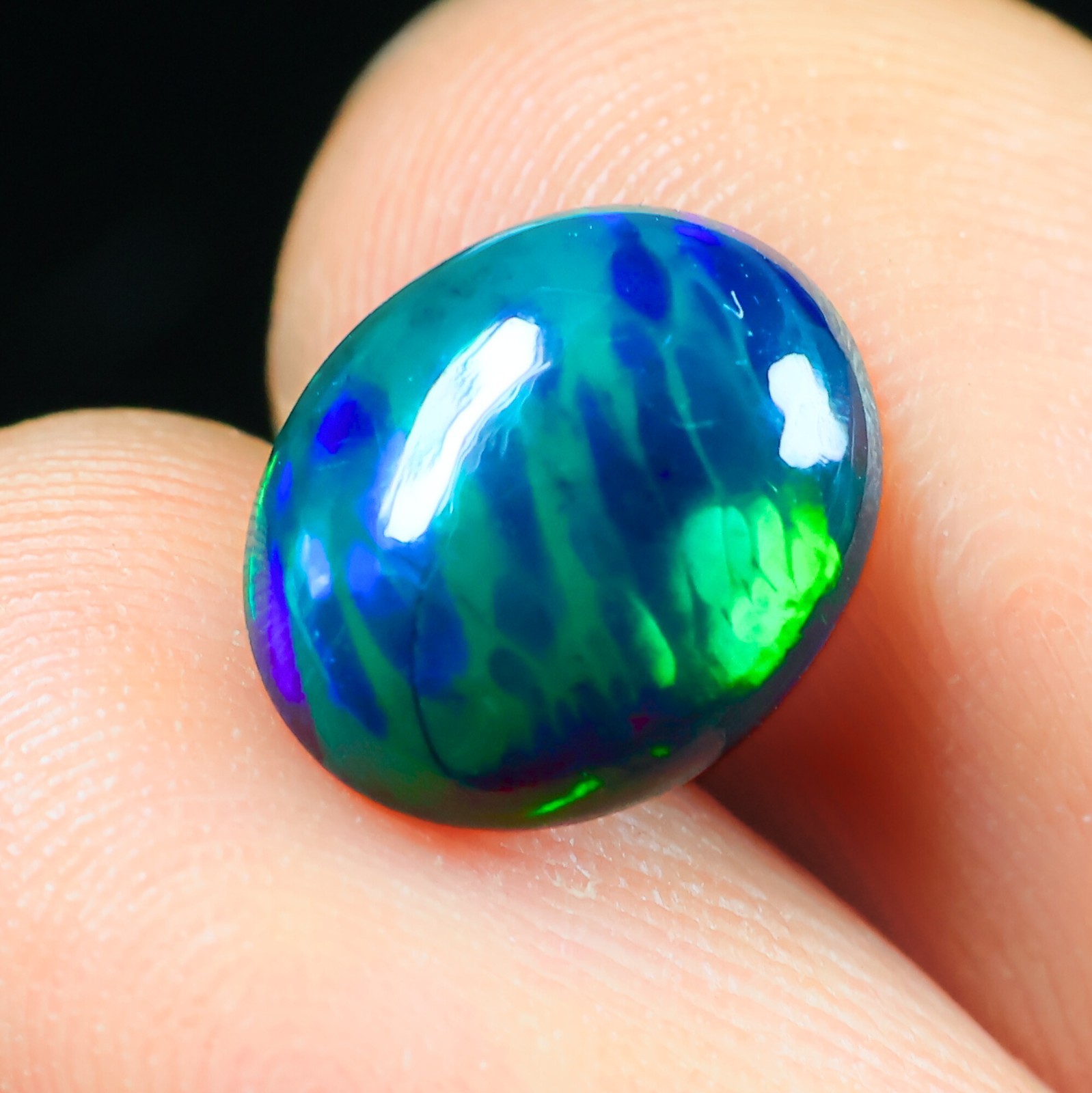 1.85 Ct Black Ethiopian Welo Fire Opal Gemstone Oval Colorful BlackOpal cabochon