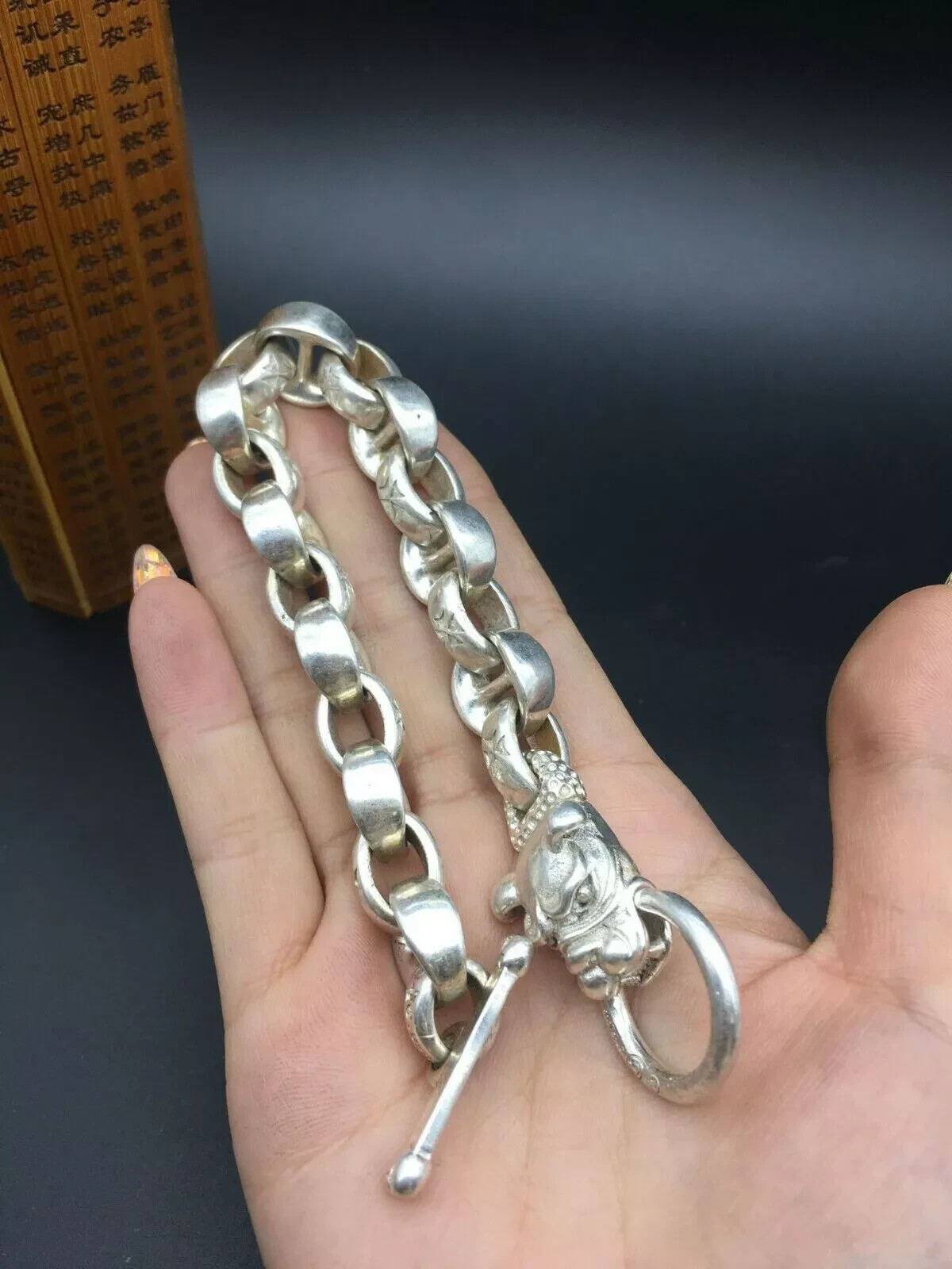 Asian chinese old miao silver hand cast statue bracelet jewel cool gift