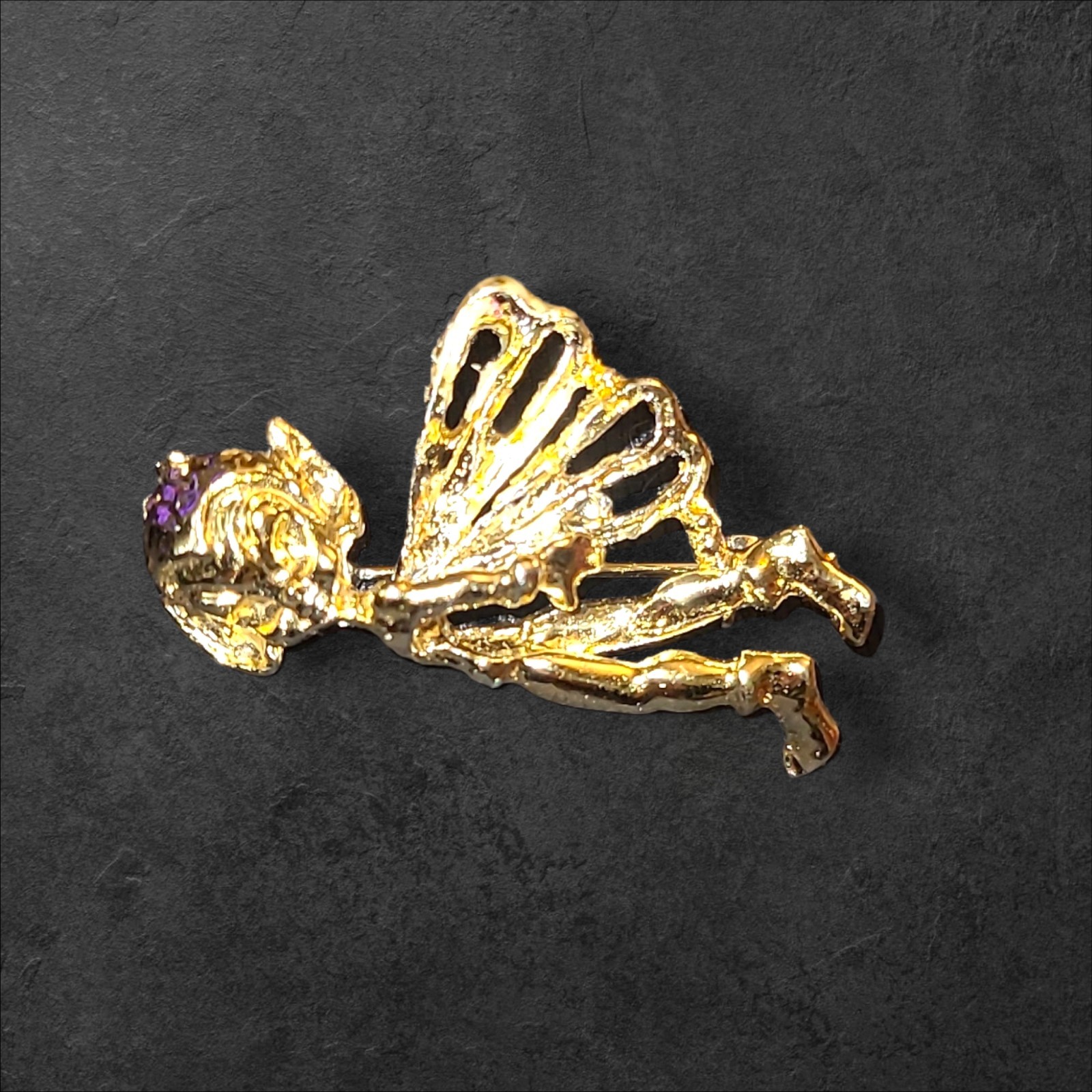 Vintage Gold Tone Fairy Brooch Flying Pixie Angel Fantasy Figural Pin
