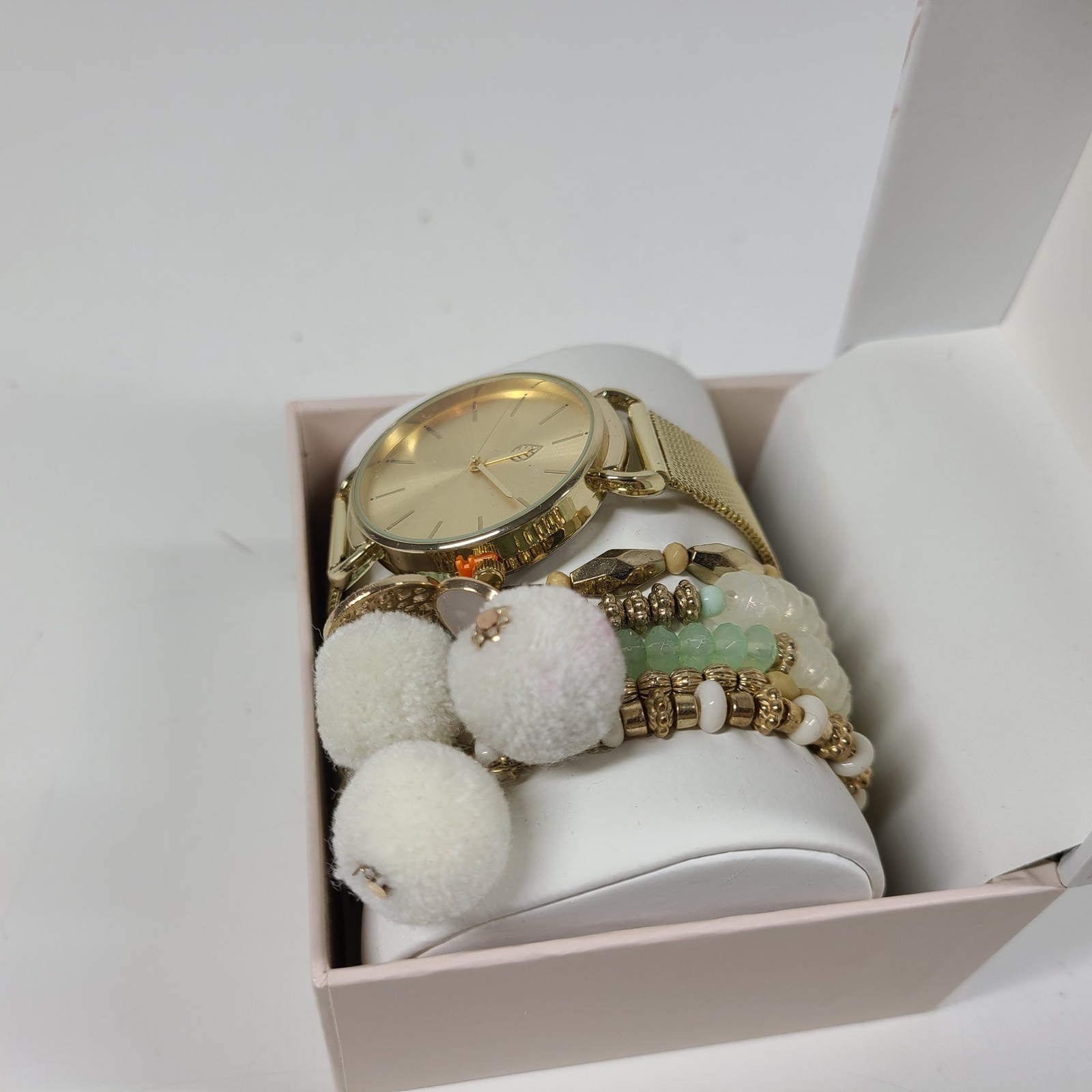 Jessica Carlyle Women’s Gold Tone Watch and Boho Bracelet Gift Set