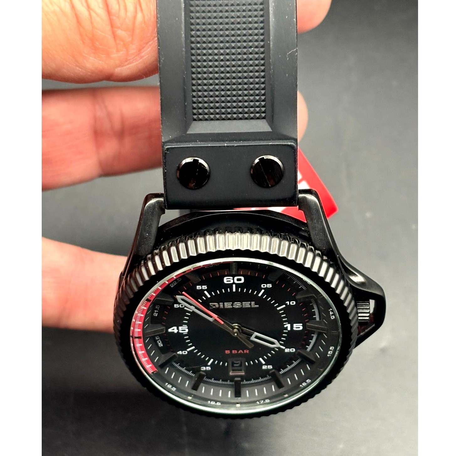 Diesel DZ1760 Rollcage Men’s Quartz Watch Black Dial Silicone Strap 46mm NIBWT