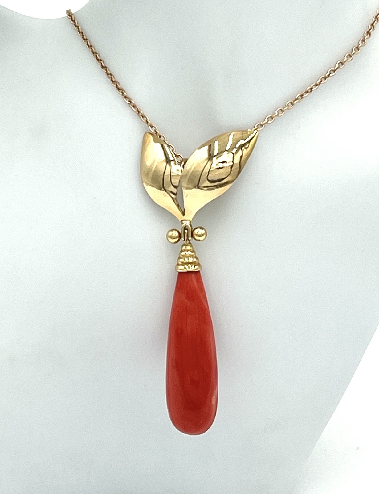 18Kt Gold Natural Mediterranean Red Coral 45mm Torre del Greco Pendant