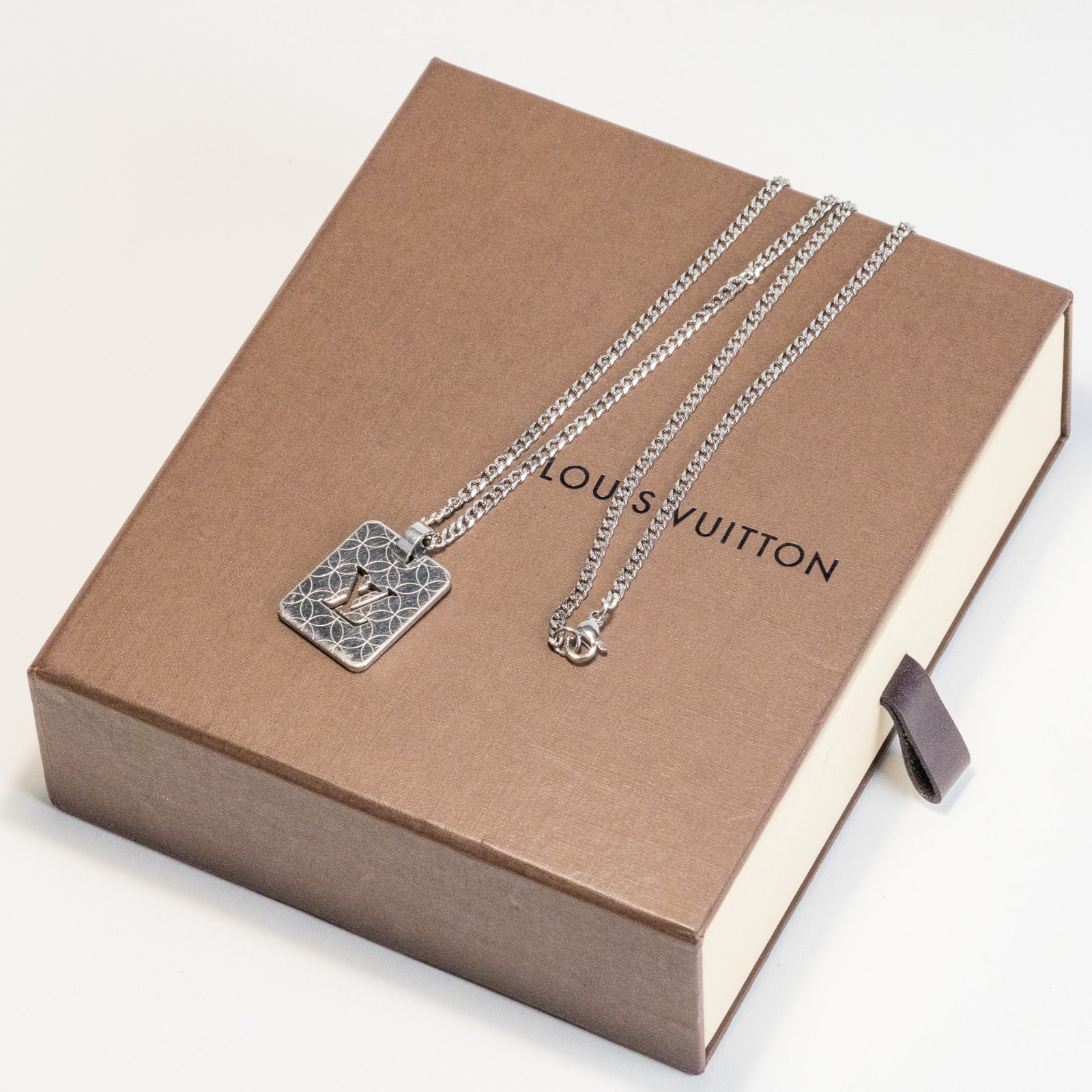Louis Vuitton LV Champs Elysees PM M65452 Pendant Top Silver Plate Men Auth
