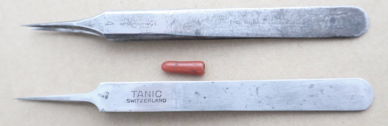 2 Pr. of Tweezers: Tanic No. 5/AT + duMont Fils No. 4 / Switzerland / MT Tools