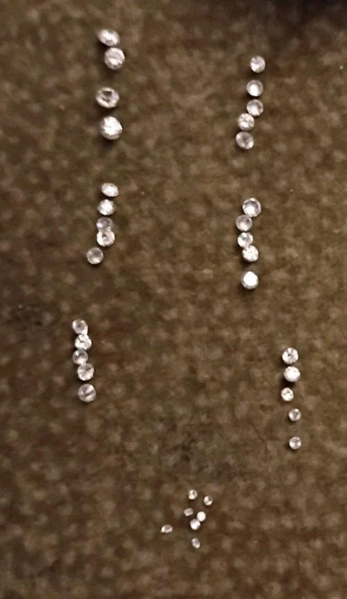 1 Ct Round Lab Grown Diamond E VS1 IGI Cert + Bundle Lot 38 Baby Diamonds Melee