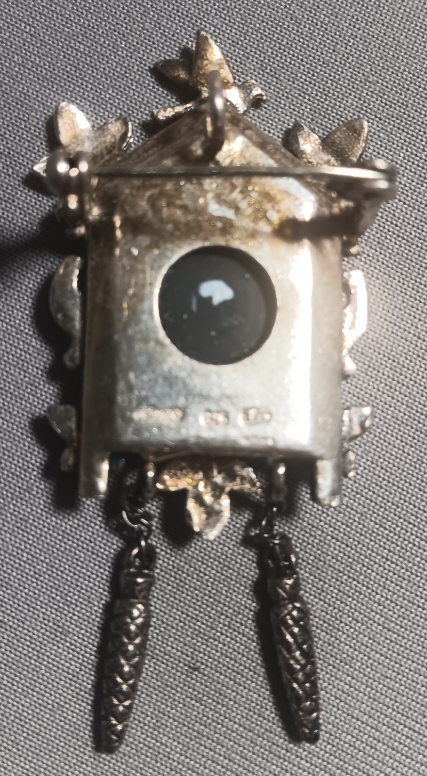 Vtg Sterling Silver Cuckoo Clock Brooch Black Onyx & Marcasite Accents 2-3/8″
