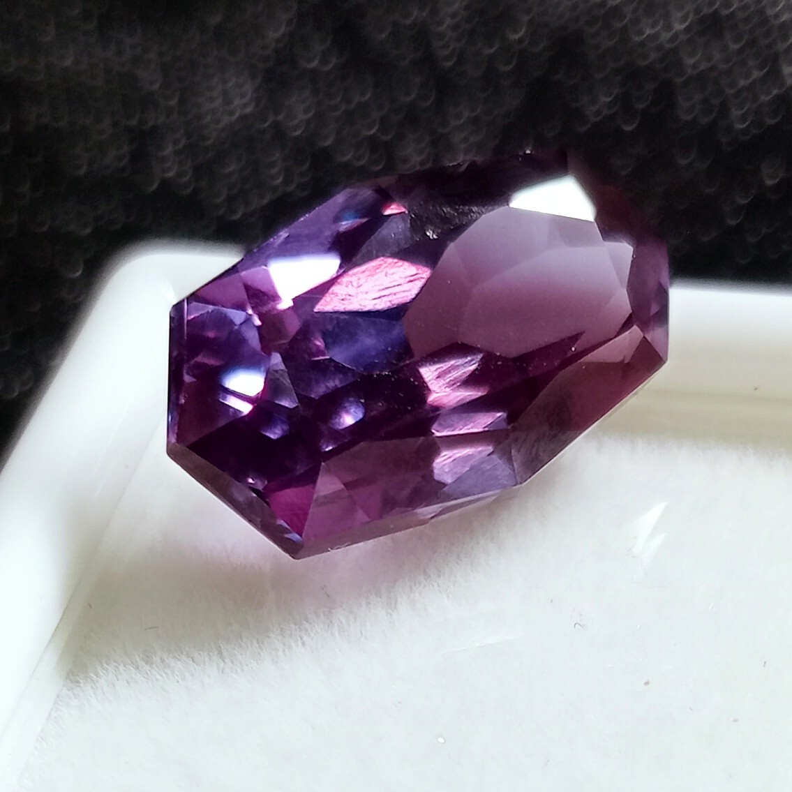 Alexandrite Colour Changing Natural Fancy Cut 10-12Ct Certified Gemstone