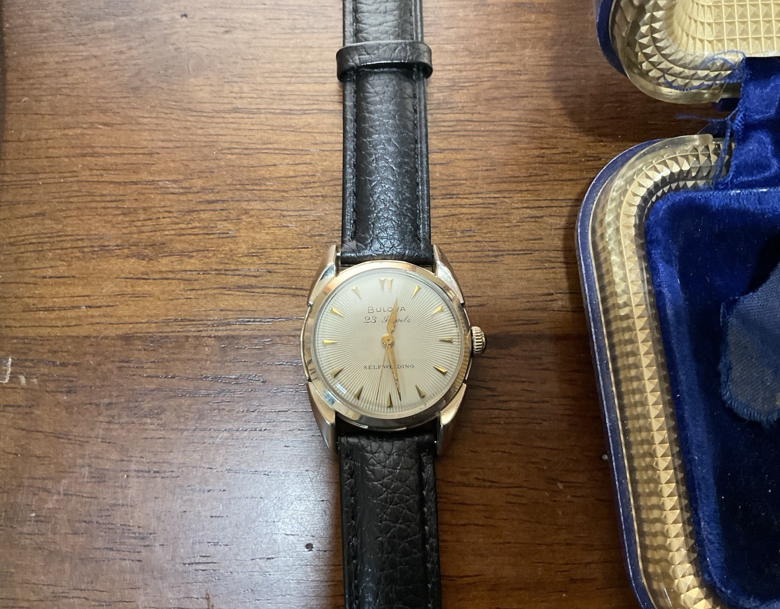 Vtg 1956 BULOVA 23 Jewels Automatic Watch SERVICED Sunburst Dial L6 Lugs W/ Box