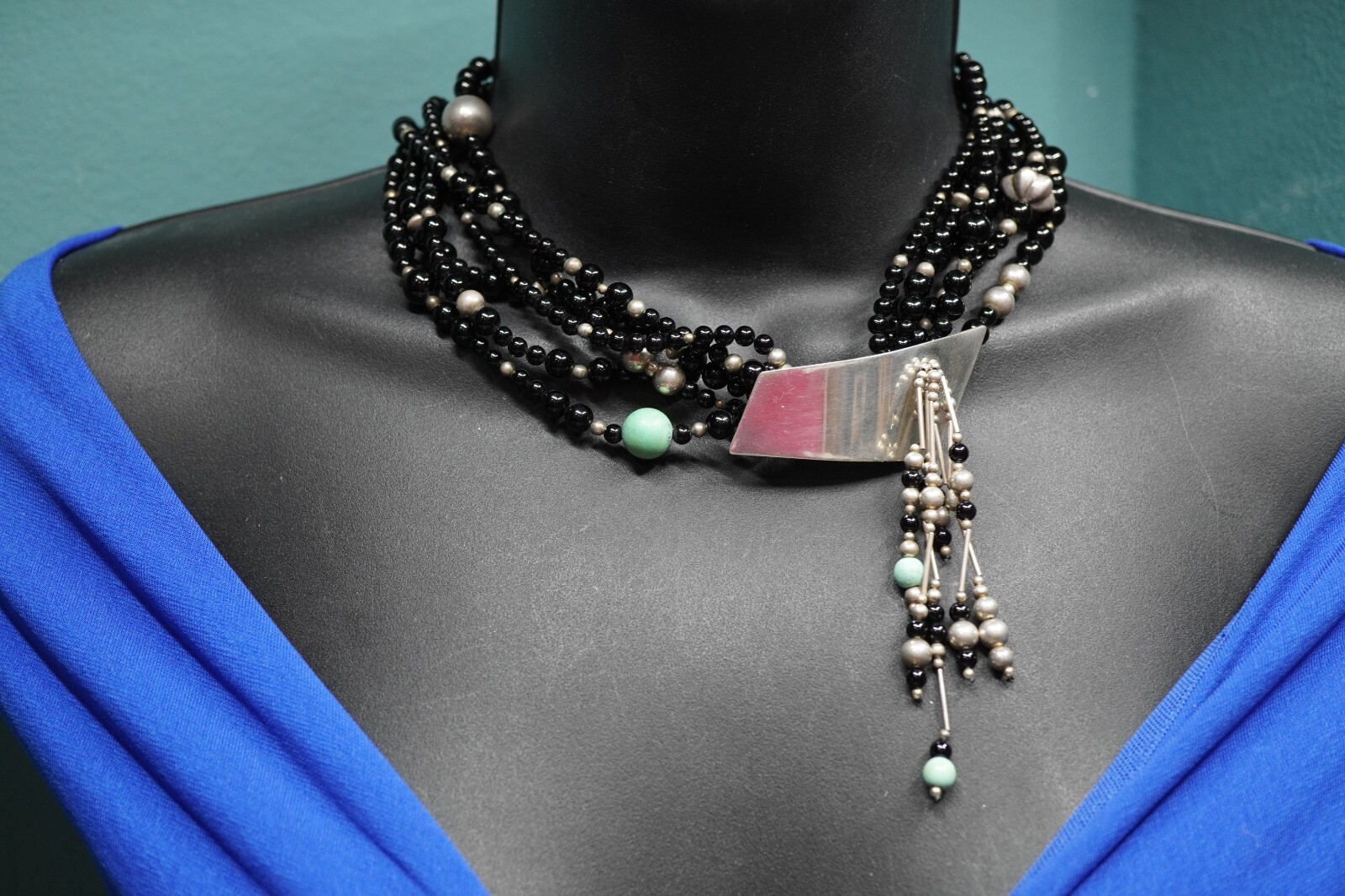 SUSAN CUMMINGS Sterling 3 Multi Strand Black Onyx Bead Necklace Pendant Signed