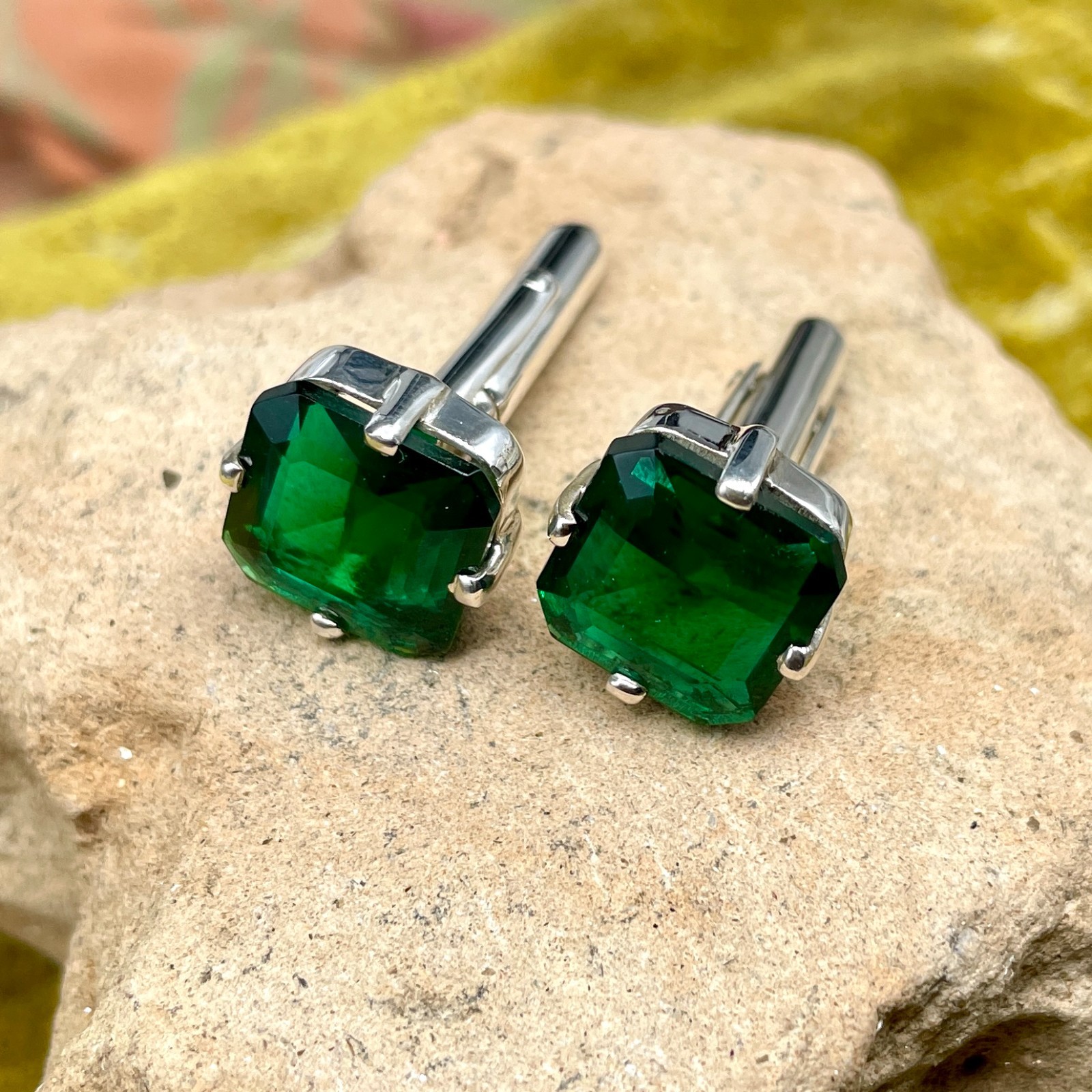Classic Men’s Sterling Silver Emerald Green Square Stone Cufflink Formal Wedding