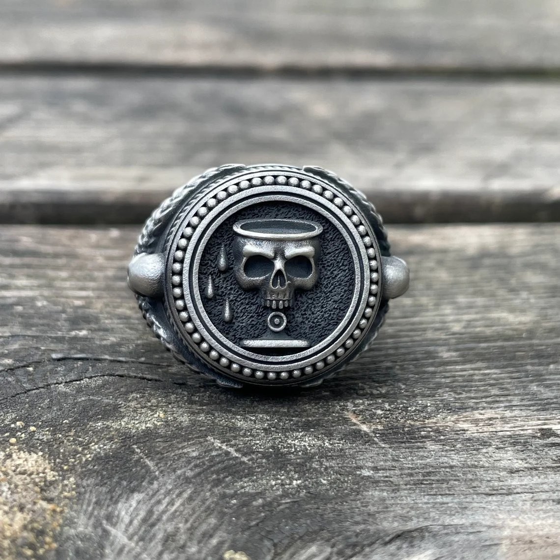 Aquarius Zodiac Memento Mori Ring 925 Sterling Silver Oxidized Ring Duty Free