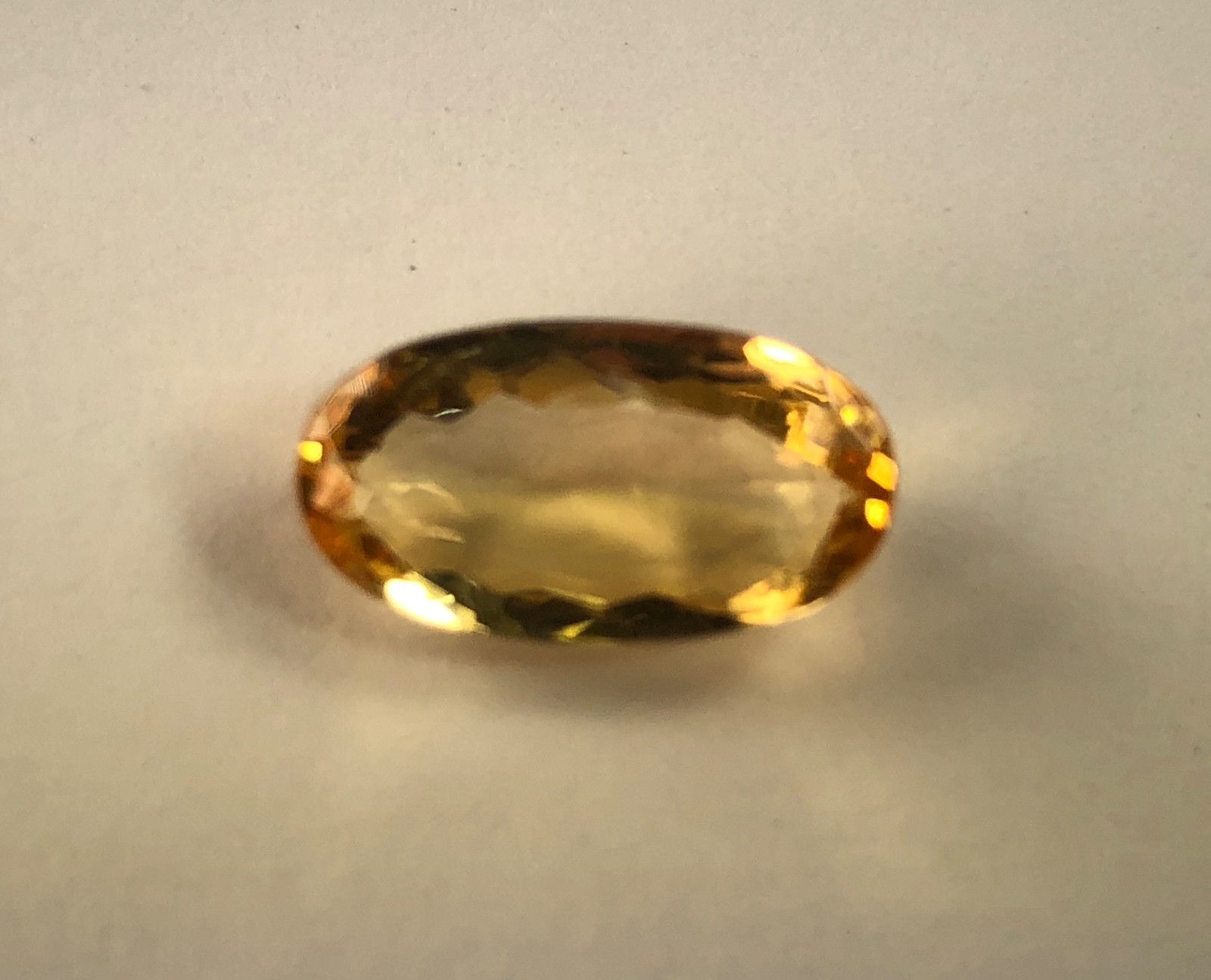 Imperial Topaz 5.73 Ct Clarity IF Oval Cut Natural Golden Brazil I064