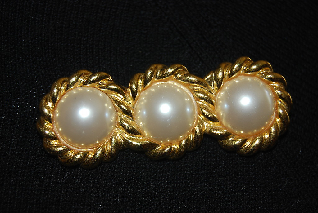 WONDERFUL VINTAGE SET OF THREE ASSORTED PINS OR BROOCHES AS PER PICTURES # M-027