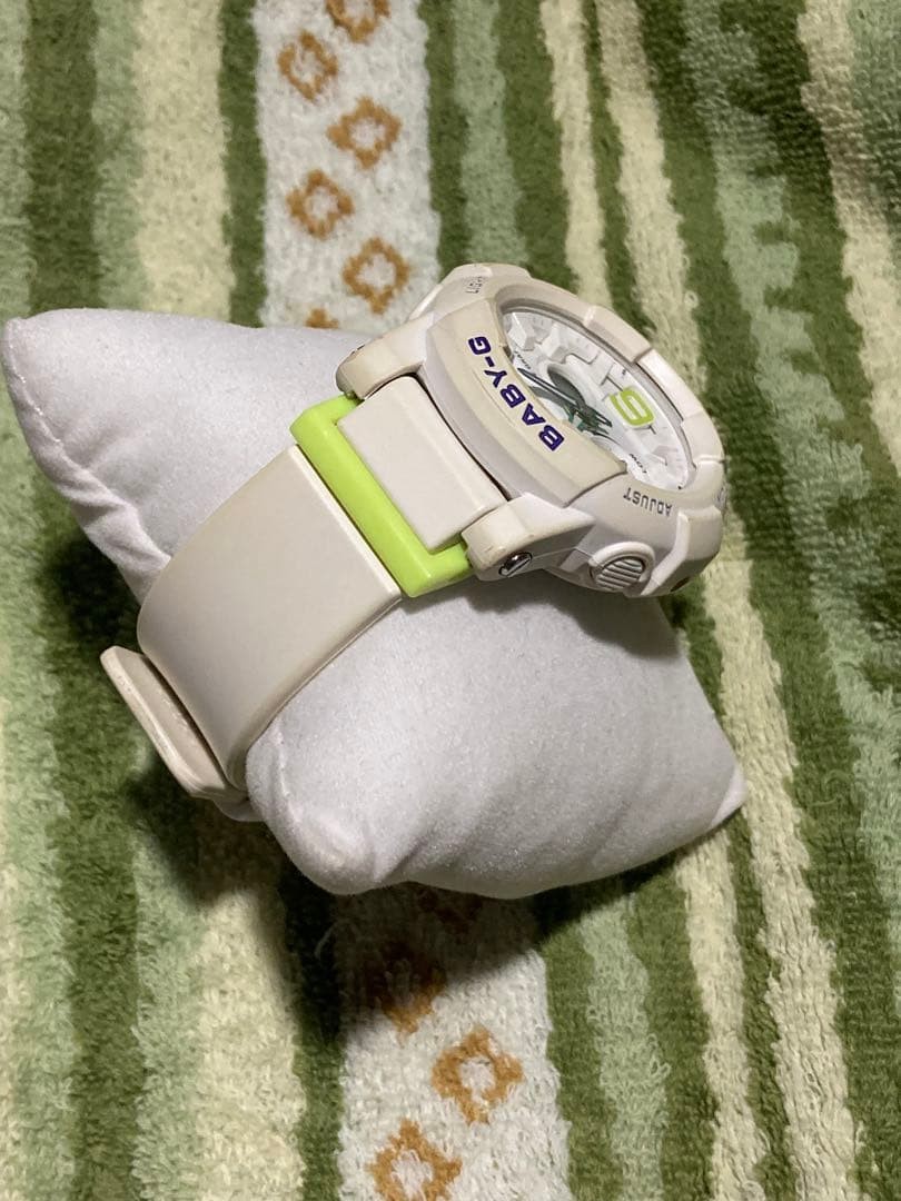 CASIO BABY-G white time and calendar adjusted