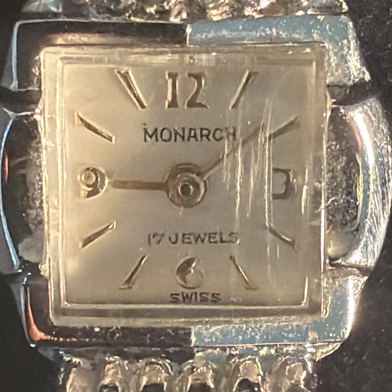 Monarch Swiss 17 Jewels Women’s Manual Wind Dress Square Silver Bracelet