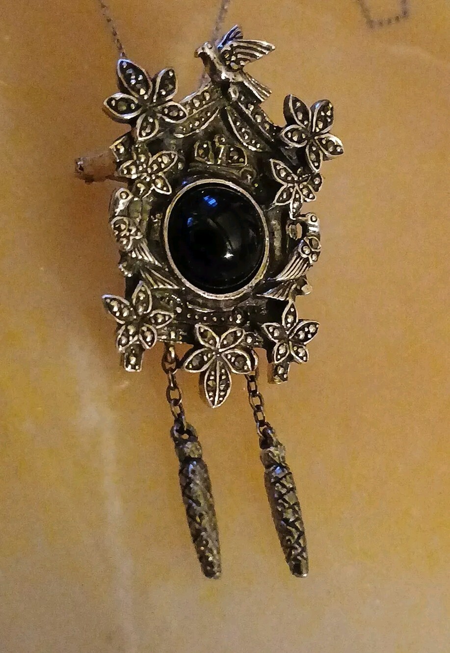 VTG Cuckoo Clock Germany Elo 925 Pendant Blk Onyx & Marcasite. 17″Chain 925Italy