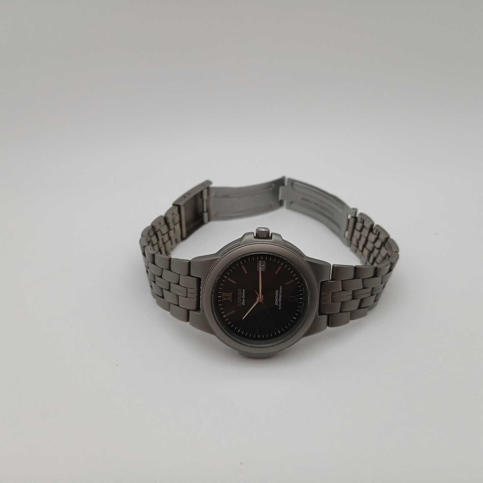 Citizen Eco-Drive Junction Titanium Solar Mens Watch E110-K16440 CK Gray Dial