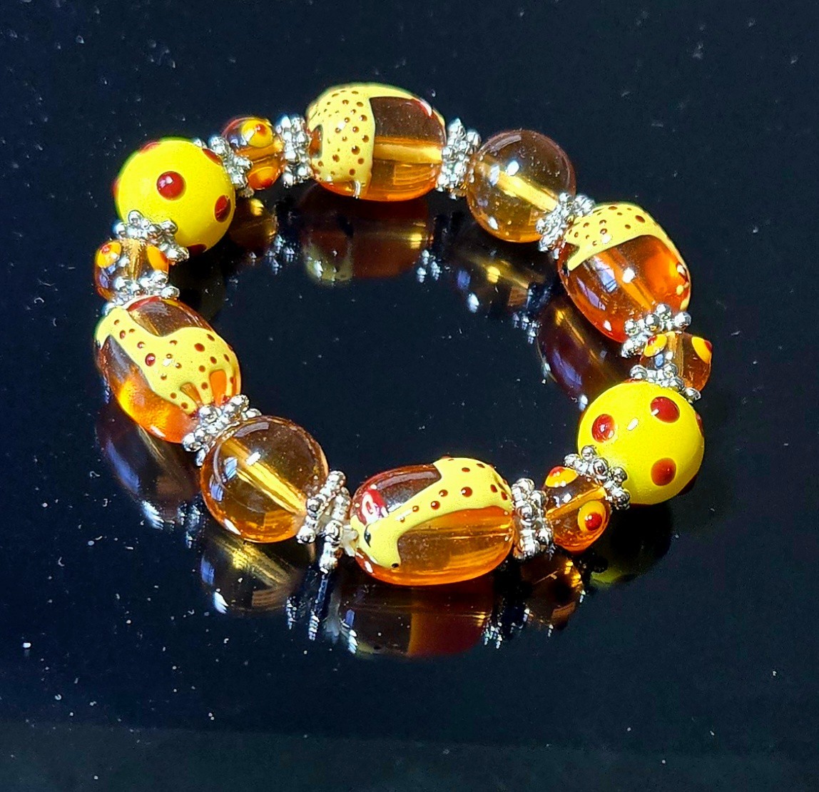 Giraffe Bracelet Yellow Brown Beaded Stretch Bracelet for Women