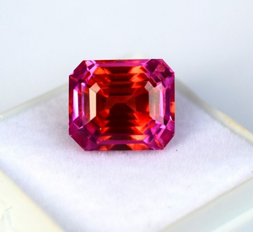 Flawless Natural Sapphire (Pitambari) Emerald Shape Certified 15.45 Ct Gemstone