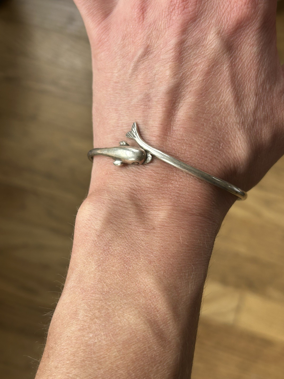 Vintage 925 Sterling Silver Dolphin Wrap Around Bypass Cuff Bracelet 9”