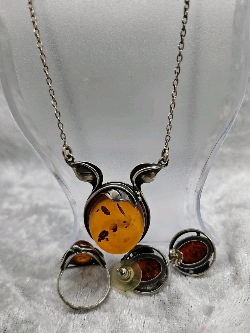 Sterling Silver and Cognac Baltic Amber VINTAGE Pendant, Earrings And Ring.