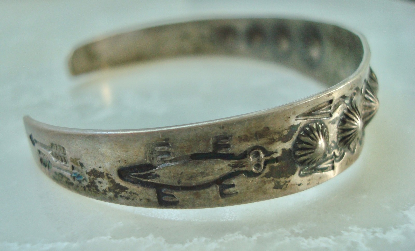 Vtg MORNING STAR THUNDERBIRD GILA MONSTER Navajo SILVER BRACELET Fred Harvey Era
