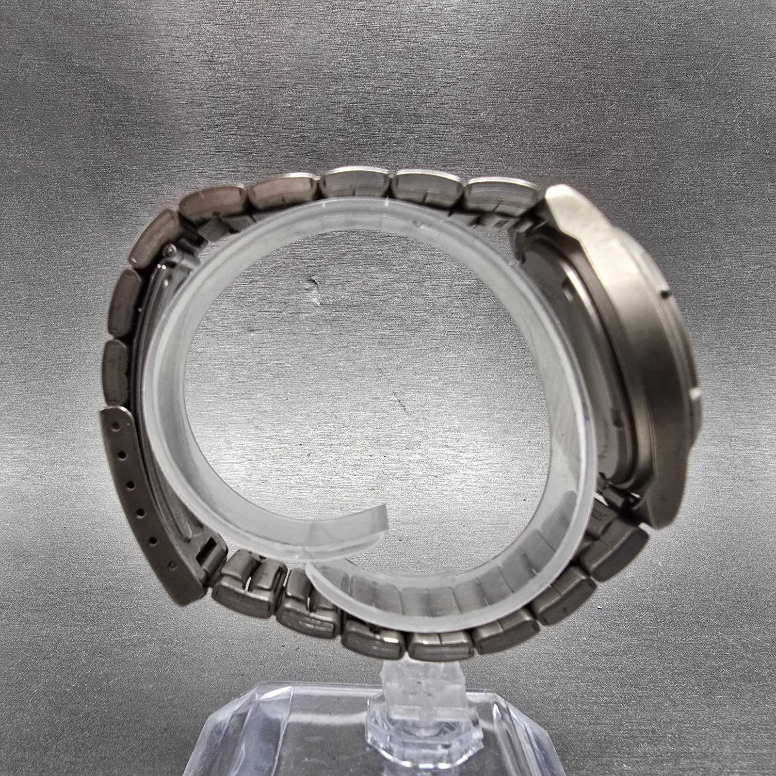 Seiko Alba Epsilon Watch Men 36mm Gray Dial Titanium Daydate V14J-0A10 Runs