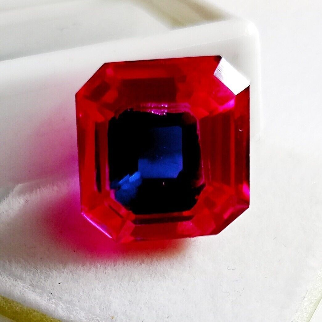 Asscher Cut Natural Bi-Color Pitambari Sapphire Certified 14.85Ct Loose Gemstone