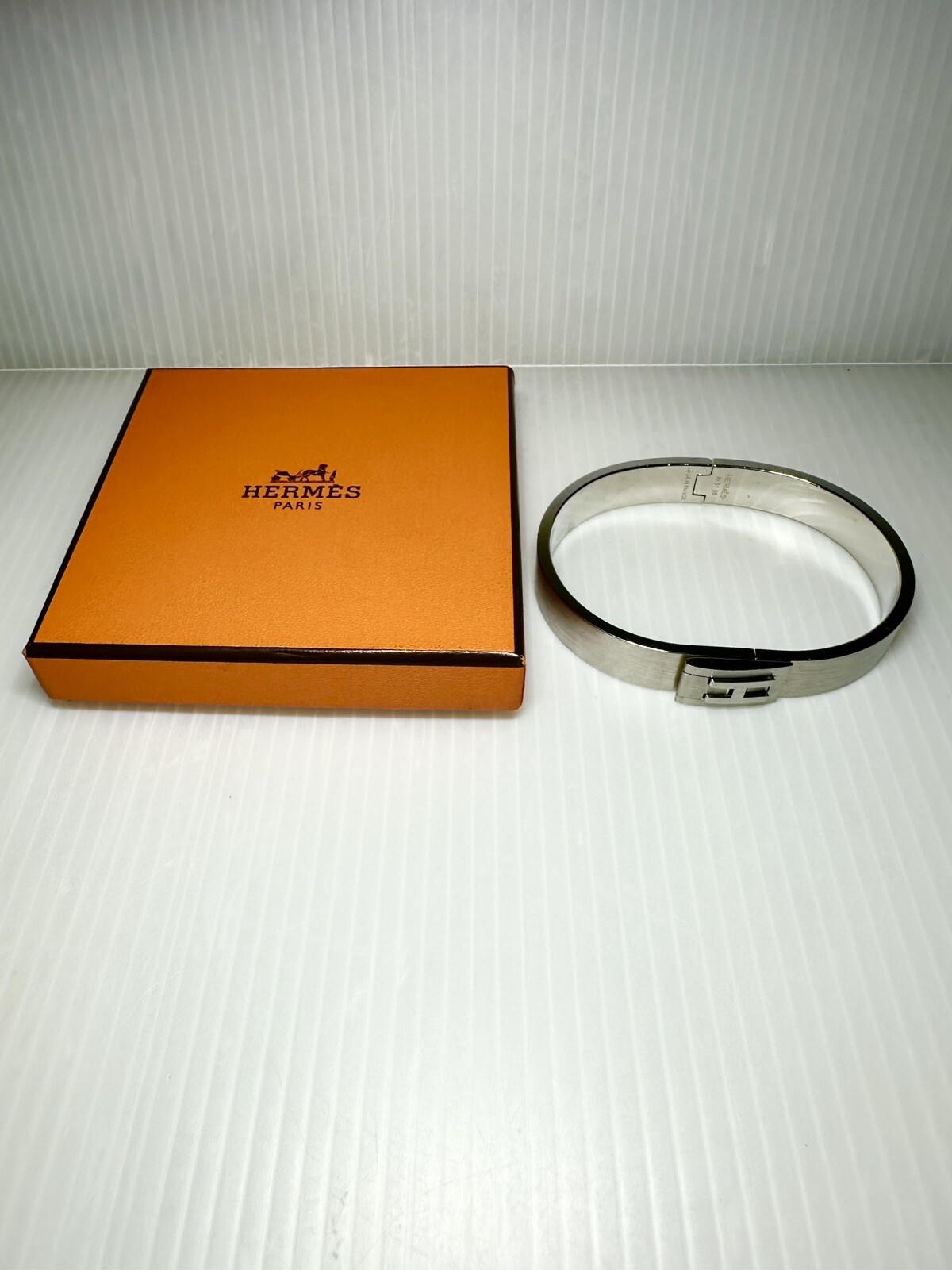 Authentic Hermes Jet Bangle Bracelet Palladium Plated Metal Silver Hardware T6