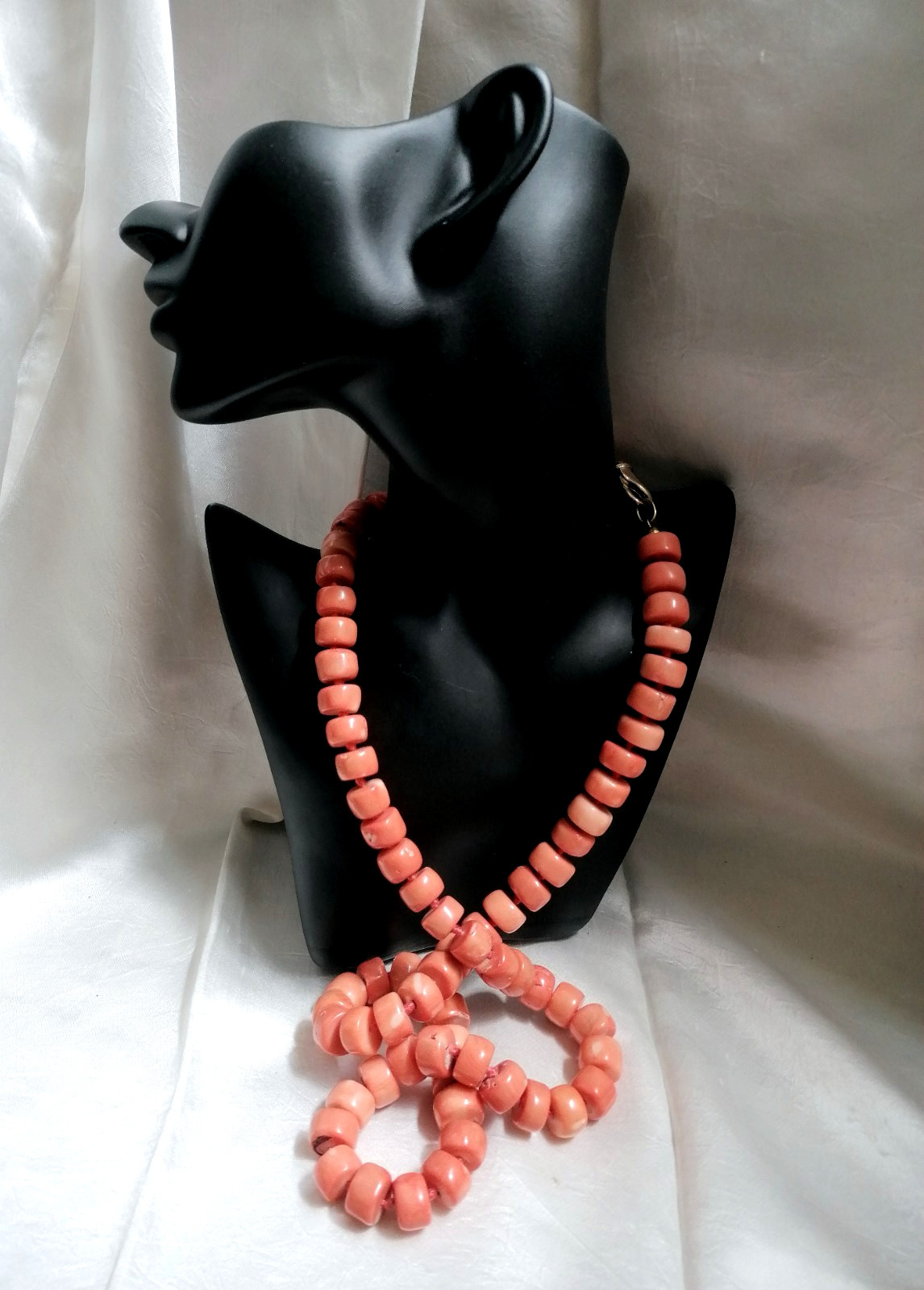 SPECTACULAR MAXI LONG NECKLACE CORAL BAMBOO SALMON CLASP SILVER GOLD.