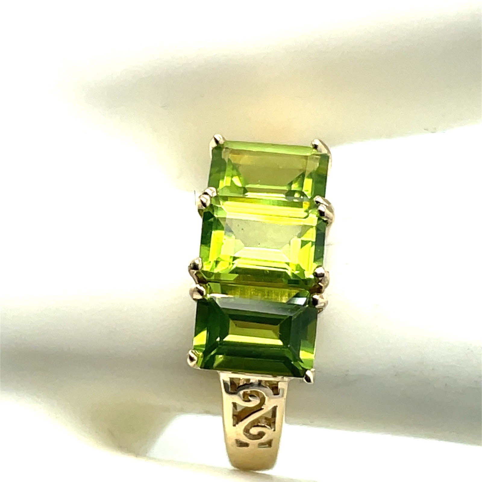 14k Yellow Gold 3 Emerald Cut 3.25 Cts Peridot Filigree Ring Size 7 – 3.2 Grams