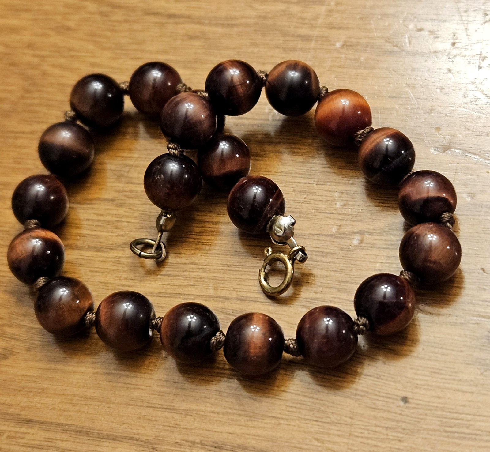 8″ Red Tiger’s Eye Polished Stone Knotted Bracelet w/14k 1/20 Gold Filled Clasp