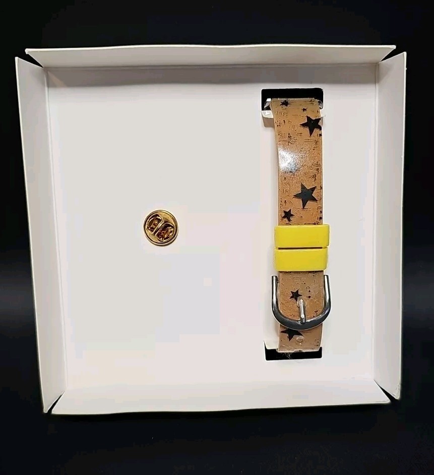 Sheriff SpongeBob SquarePants Avon Viacom Digital Watch Badge Gift Set NOS NIB