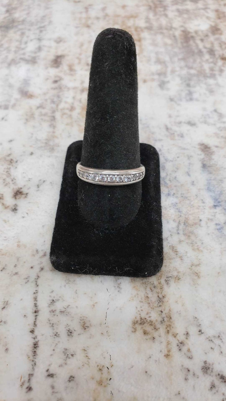 Ring SS Unisex Sz 12 2.82DWT .925 Sterling Silver, Plain Band Clear Round Stones